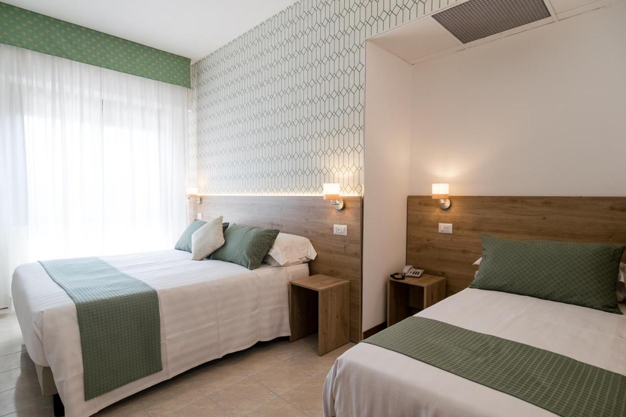 Hotel Pacific Roma Esterno foto