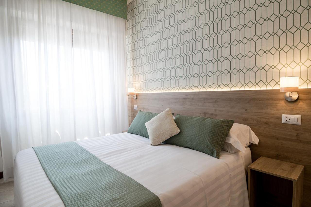 Hotel Pacific Roma Esterno foto