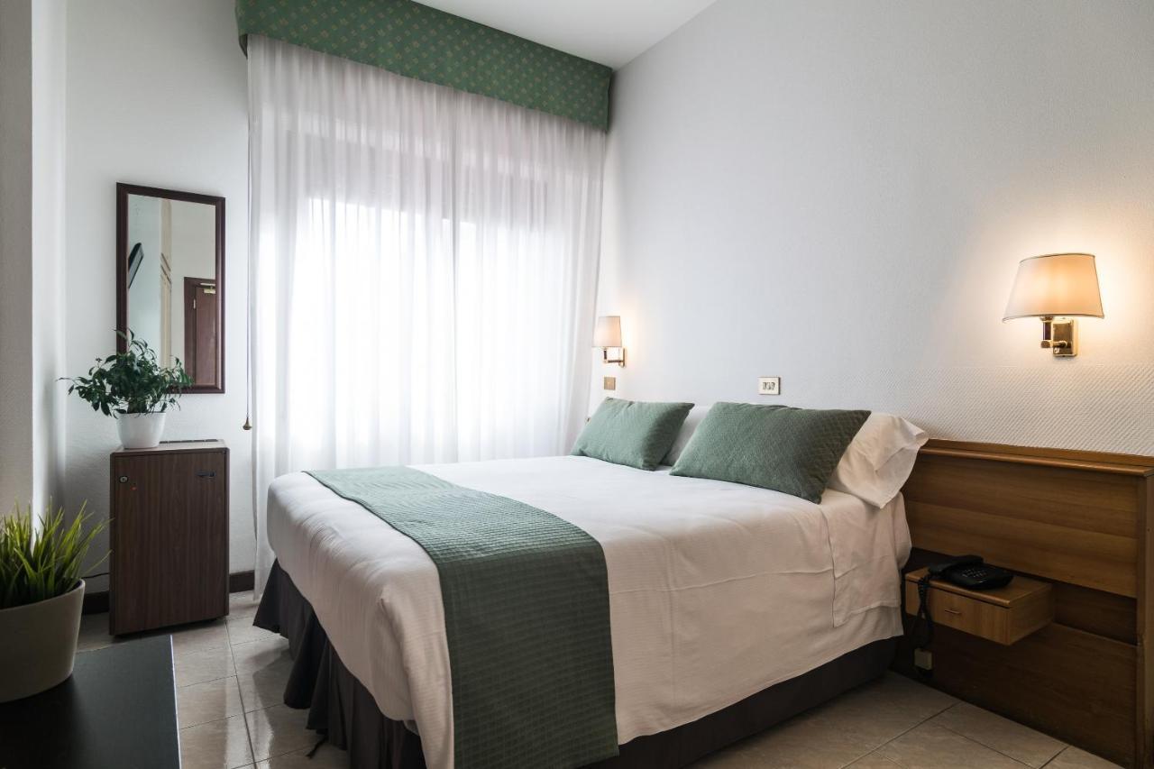 Hotel Pacific Roma Esterno foto