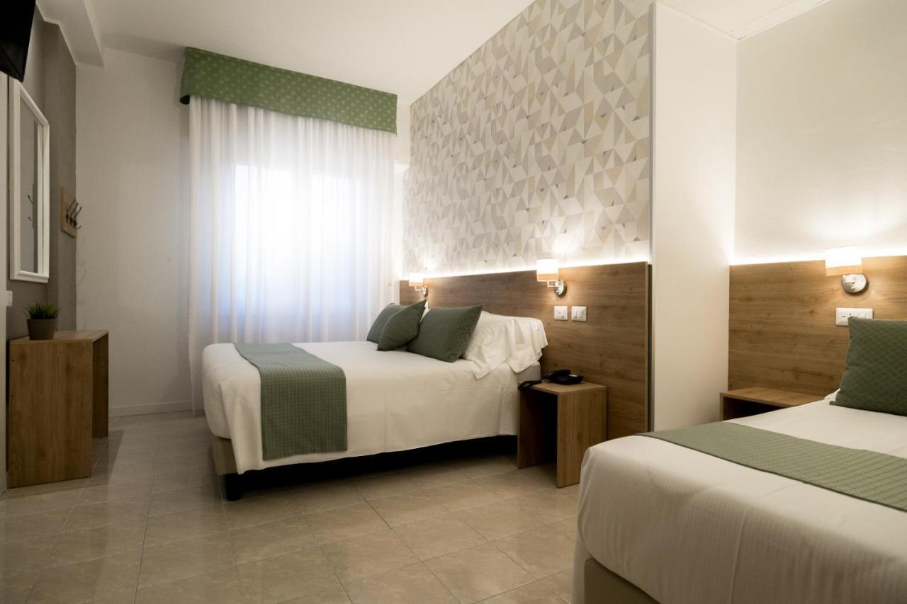 Hotel Pacific Roma Esterno foto